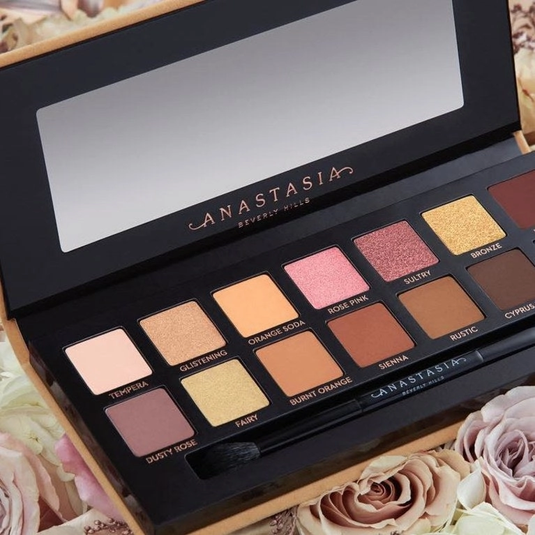 Anastasia Beverly Hills Soft Glam Palette