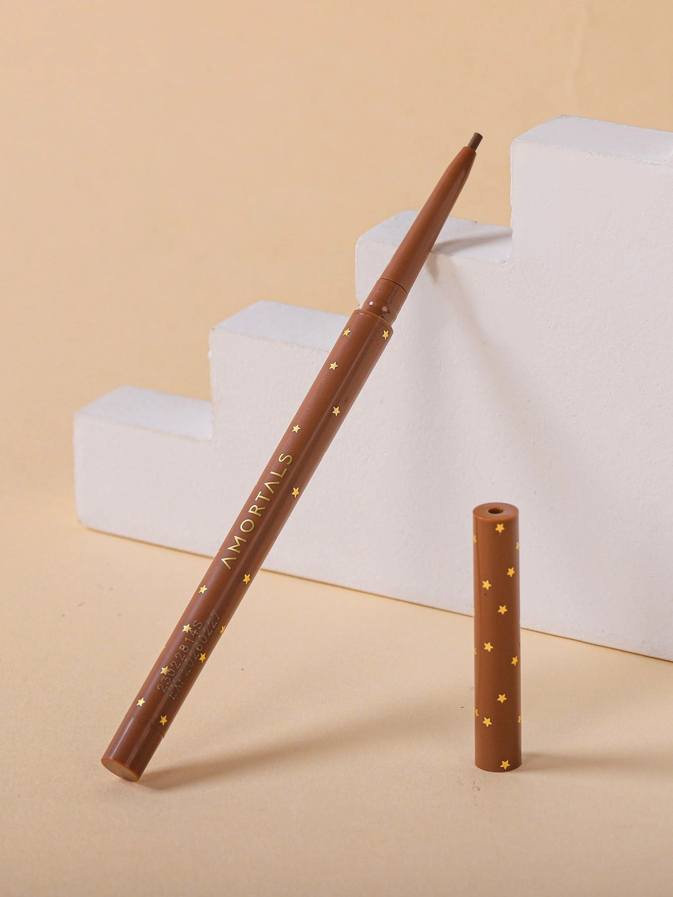 Flow cloud eyeliner glue pen waterproof sweat-resistant non-halo dyeing is not easy to fade