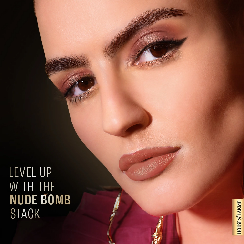 Lakme 9 To 5 Eyeconic Cream Powder Eyeshadow Stack - Nude Bomb
