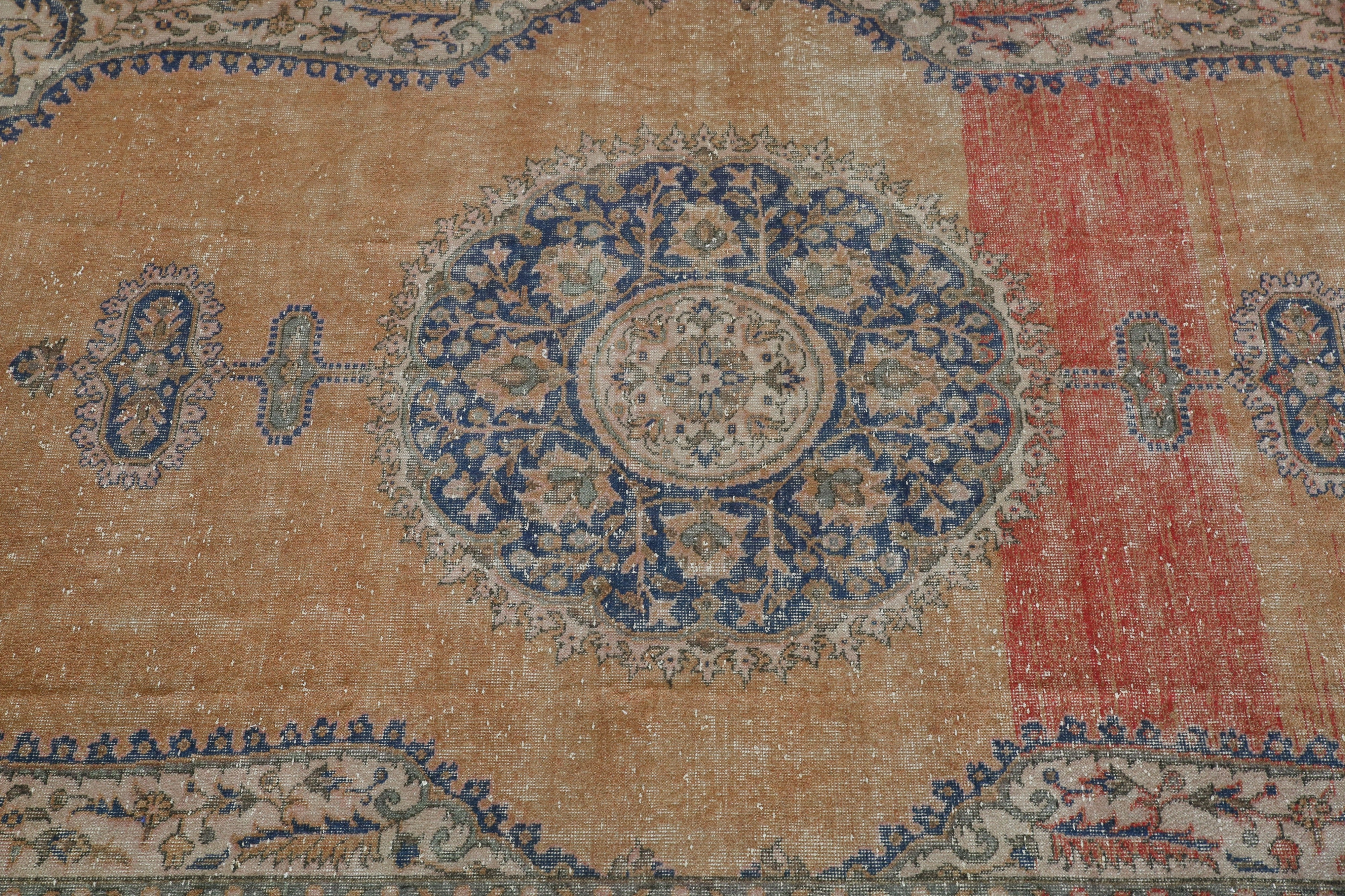 Vintage Turkish Isparta Rug 6.10ftx10.7ft